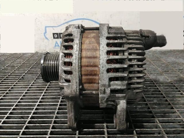 bontott NISSAN JUKE Generátor