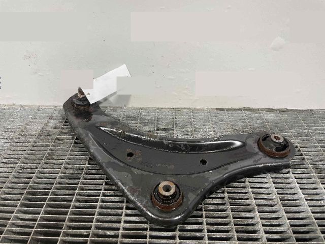 bontott NISSAN JUKE Jobb első Lengőkar