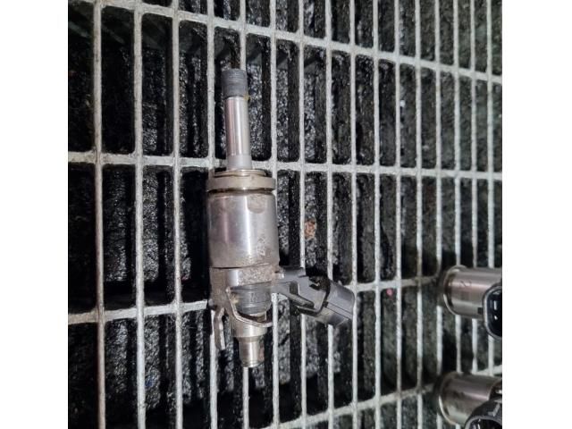 bontott NISSAN JUKE Porlasztó (1 db)