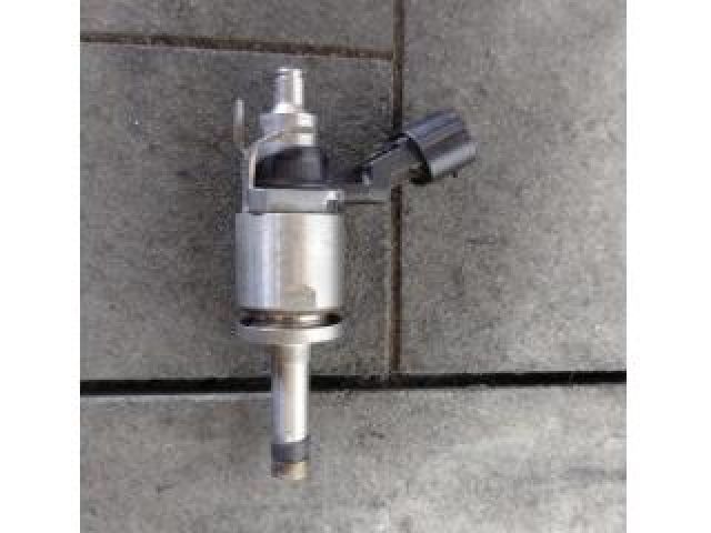 bontott NISSAN JUKE Porlasztó (1 db)