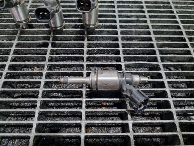 bontott NISSAN JUKE Porlasztó (1 db)