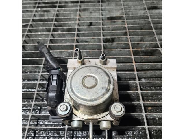 bontott NISSAN JUKE ABS Kocka