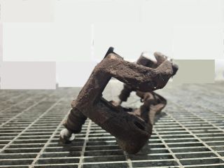 bontott NISSAN JUKE Bal első Fékkengyel