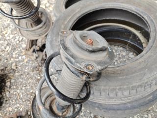 bontott NISSAN JUKE Bal első Gólyaláb (Lengécsillapító, Rugó)