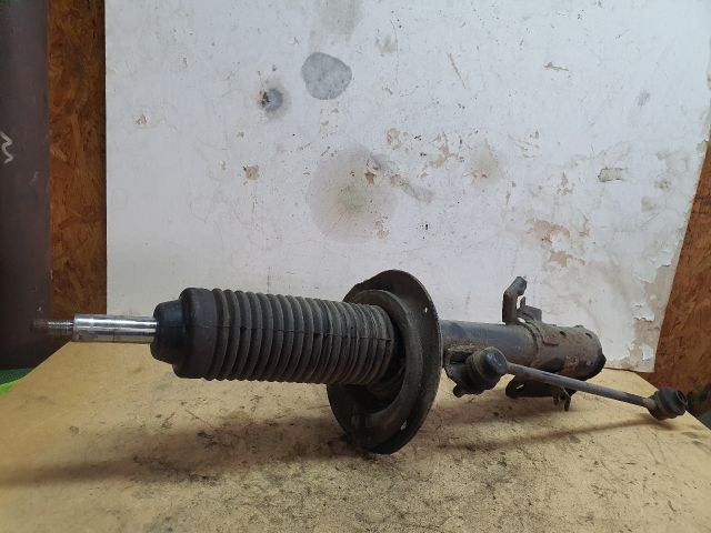 bontott NISSAN JUKE Bal első Lengéscsillapító