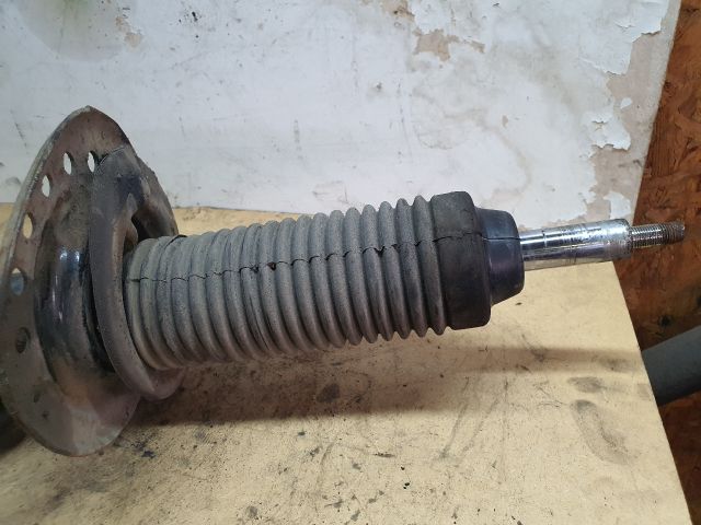 bontott NISSAN JUKE Bal első Lengéscsillapító