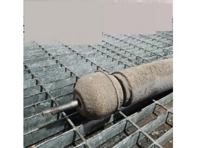 bontott NISSAN JUKE Bal hátsó Lengéscsillapító