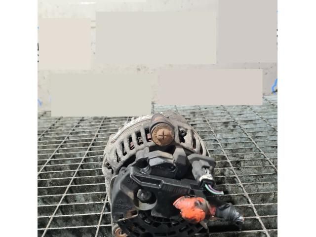 bontott NISSAN JUKE Generátor