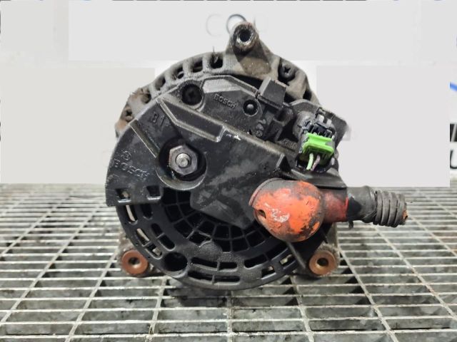 bontott NISSAN JUKE Generátor