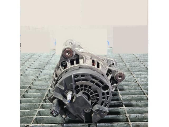 bontott NISSAN JUKE Generátor