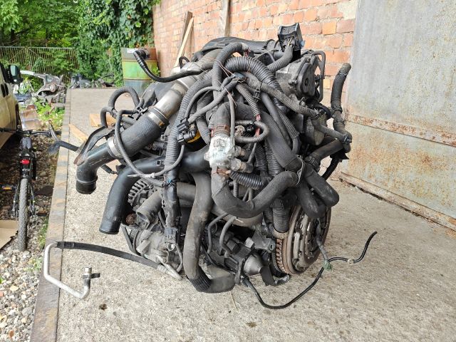 bontott NISSAN JUKE Komplett Motor (Segédberendezésekkel)