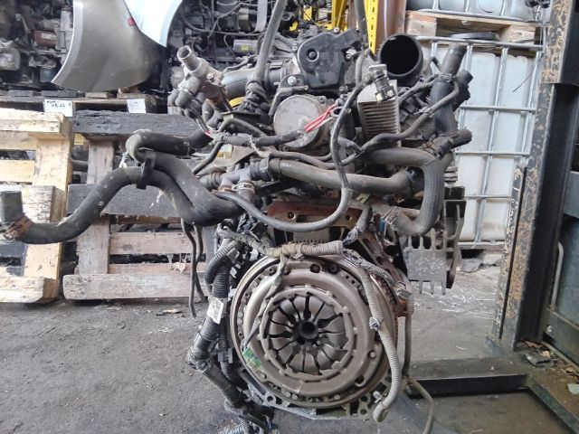 bontott NISSAN JUKE Komplett Motor (Segédberendezésekkel)