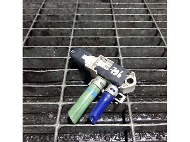 bontott NISSAN JUKE Lefújószelep