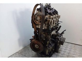 bontott NISSAN JUKE Motor (Fűzött blokk hengerfejjel)