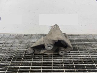 bontott NISSAN JUKE Motor Tartó Bak (Pozíciófüggetlen)