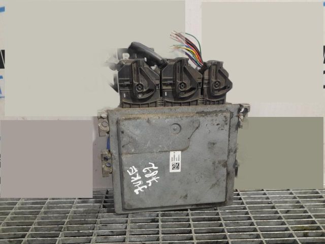 bontott NISSAN JUKE Motorvezérlő