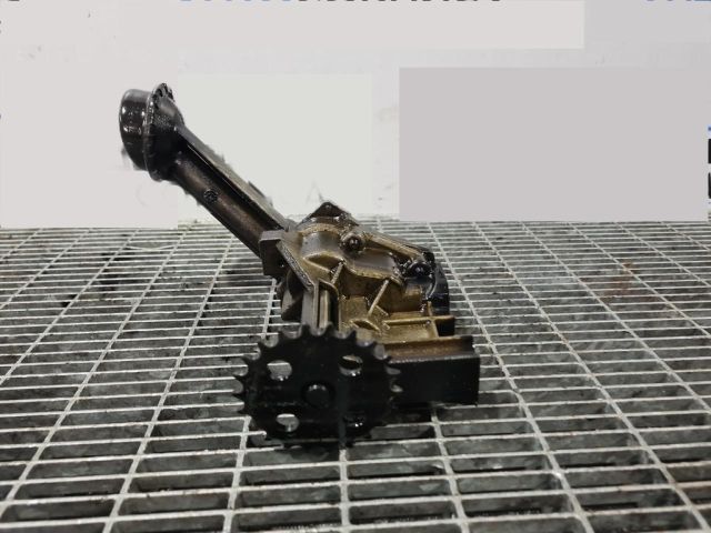 bontott NISSAN JUKE Olajszivattyú