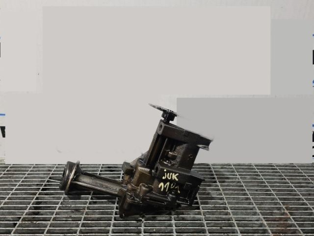 bontott NISSAN JUKE Olajszivattyú