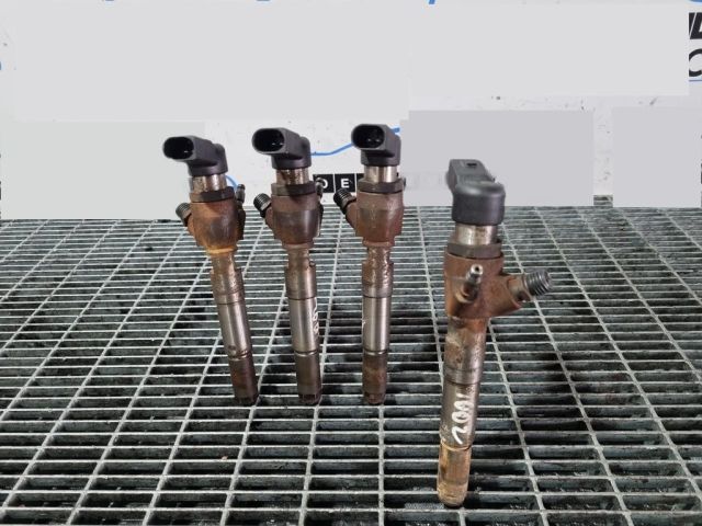 bontott NISSAN JUKE Porlasztó (1 db)