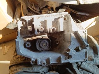 bontott NISSAN JUKE Motor Tartó Bak (Fém)