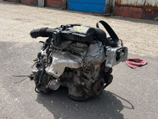 bontott NISSAN JUKE Motor (Fűzött blokk hengerfejjel)