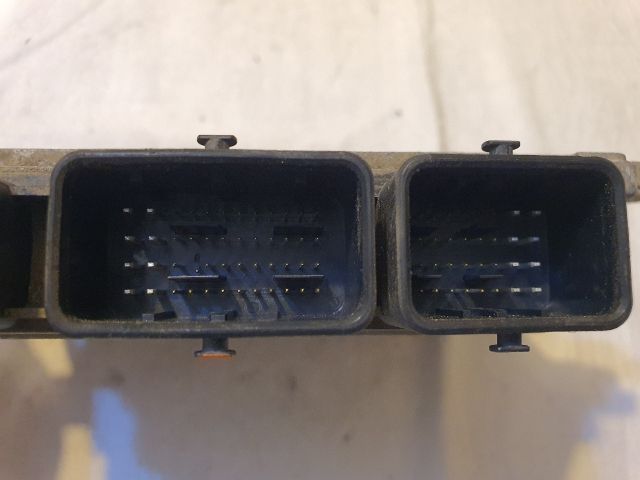 bontott NISSAN JUKE Motorvezérlő