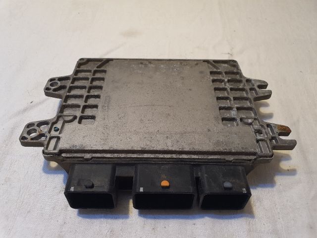 bontott NISSAN JUKE Motorvezérlő