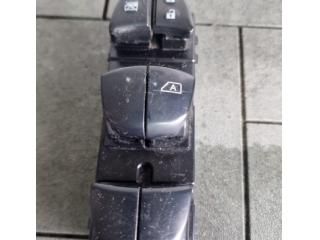 bontott NISSAN JUKE Ablakemelő Kapcsoló Négyes / Kettes