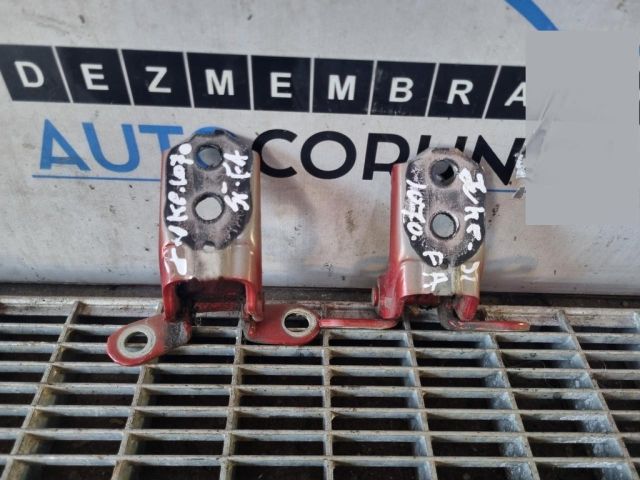 bontott NISSAN JUKE Ajtó Zsanér (Pozíciófüggetlen)