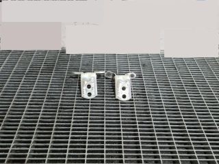 bontott NISSAN JUKE Ajtó Zsanér (Pozíciófüggetlen)