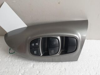 bontott NISSAN JUKE Bal első Ablakemelő Kapcsoló