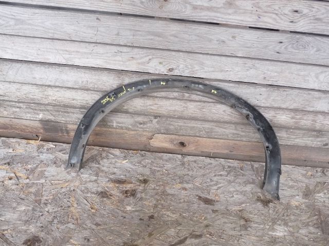 bontott NISSAN JUKE Bal első Sárvédő Díszléc