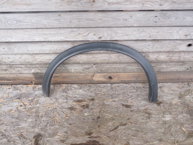 bontott NISSAN JUKE Bal első Sárvédő Díszléc