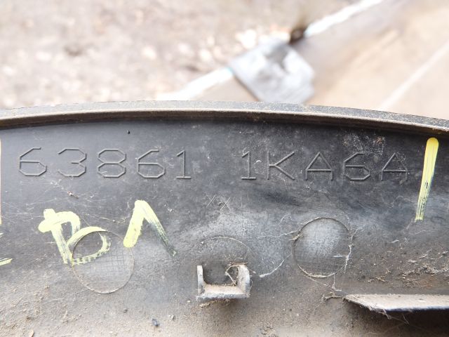 bontott NISSAN JUKE Bal első Sárvédő Díszléc