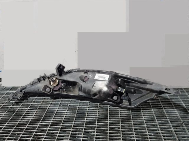 bontott NISSAN JUKE Bal Fényszóró