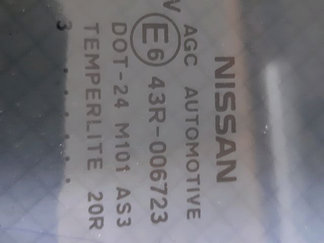 bontott NISSAN JUKE Bal hátsó Ablak