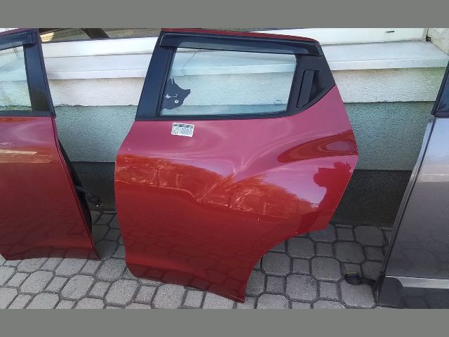 bontott NISSAN JUKE Bal hátsó Ajtó Kárpit