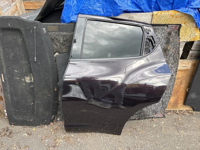 bontott NISSAN JUKE Bal hátsó Ajtó (Részeivel)