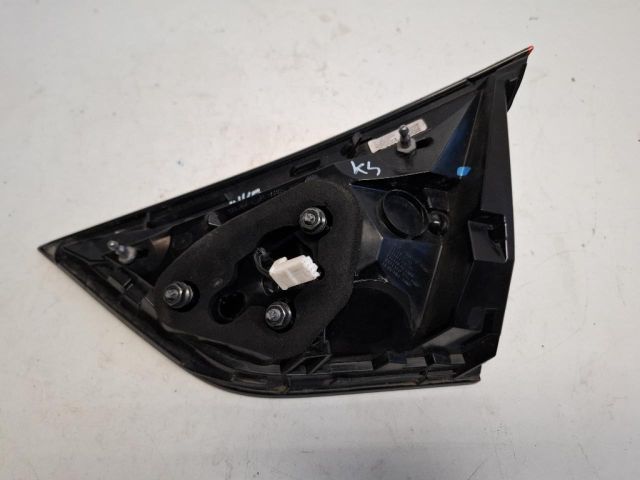 bontott NISSAN JUKE Bal Hátsó Lámpa