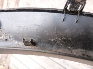 bontott NISSAN JUKE Bal hátsó Sárvédő Díszléc