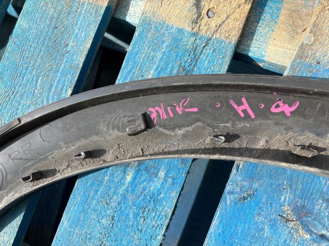 bontott NISSAN JUKE Bal hátsó Sárvédő Díszléc