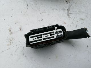 bontott NISSAN JUKE Csatlakozó