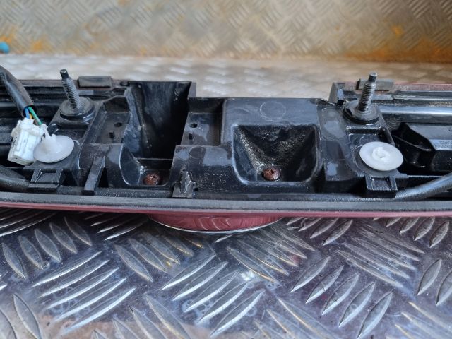 bontott NISSAN JUKE Csomagtérajtó Díszléc