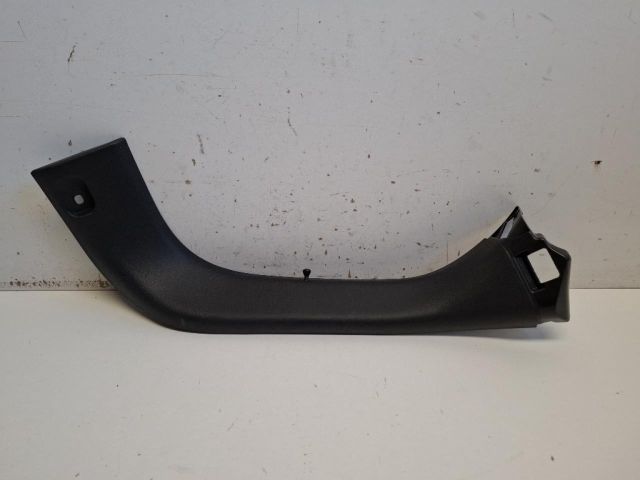 bontott NISSAN JUKE Csomagtérajtó Kárpit