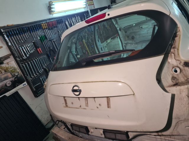 bontott NISSAN JUKE Csomagtérajtó (Részeivel)