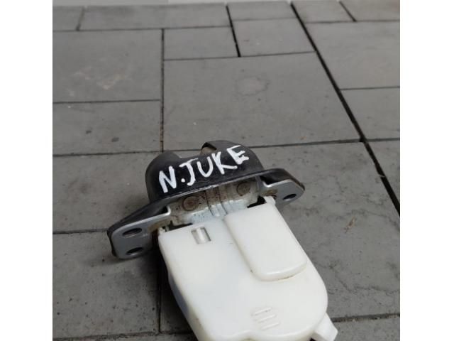 bontott NISSAN JUKE Csomagtérajtó Zárszerkezet