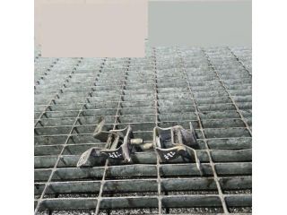 bontott NISSAN JUKE Csomagtérajtó Zsanér