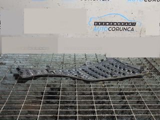 bontott NISSAN JUKE Első Lökhárító Díszléc