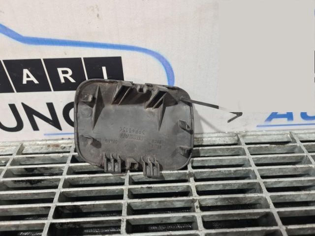 bontott NISSAN JUKE Első Lökhárító Díszléc