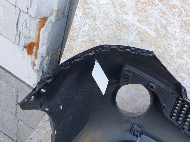 bontott NISSAN JUKE Első Lökhárító (Részeivel)